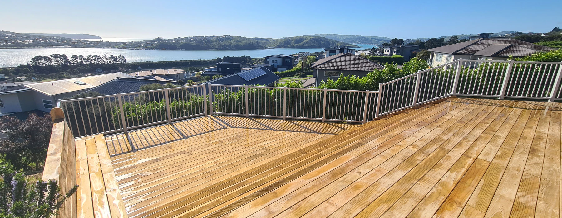 Quality Construction Ltd. Experienced Master Builders for all your decks, fences, boundary fences, driveways, pathways, retaining walls, patios. Licensed Master Builders and Licensed Building Practitioners (LBPs). Regions we service include Tawa, Linden, Porirua City, Titahi Bay, Aotea, Papakowhai, Whitby, Mana, Plimmerton, Pukerua Bay and Northern Wellington. Experienced Porirua builders.