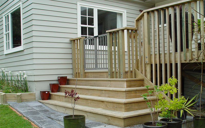 Quality Construction Ltd. Experienced Master Builders for all your decks, fences, boundary fences, driveways, pathways, retaining walls, patios. Licensed Master Builders and Licensed Building Practitioners (LBPs). Regions we service include Tawa, Linden, Porirua City, Titahi Bay, Aotea, Papakowhai, Whitby, Mana, Plimmerton, Pukerua Bay and Northern Wellington. Experienced Porirua builders.