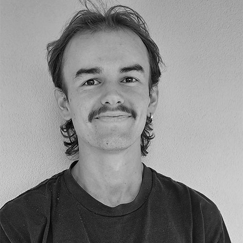 Luke Chappell. Qualified Joiner/Hammer Hand for Quality Construction Ltd. Regions we service include Tawa, Linden, Porirua City, Titahi Bay, Aotea, Papakowhai, Whitby, Mana, Plimmerton, Pukerua Bay and Northern Wellington. Experienced Porirua builders.